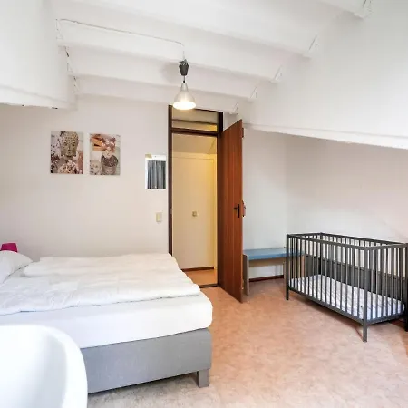 Secluded In With Garden Holiday home *