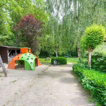 Secluded In With Garden * Ulestraten