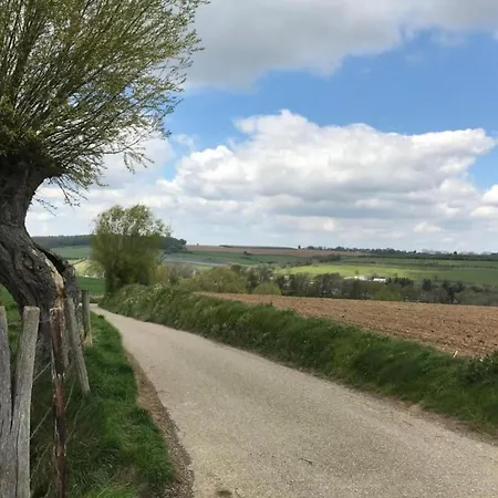 بيت للعطل In With Forest Ulestraten