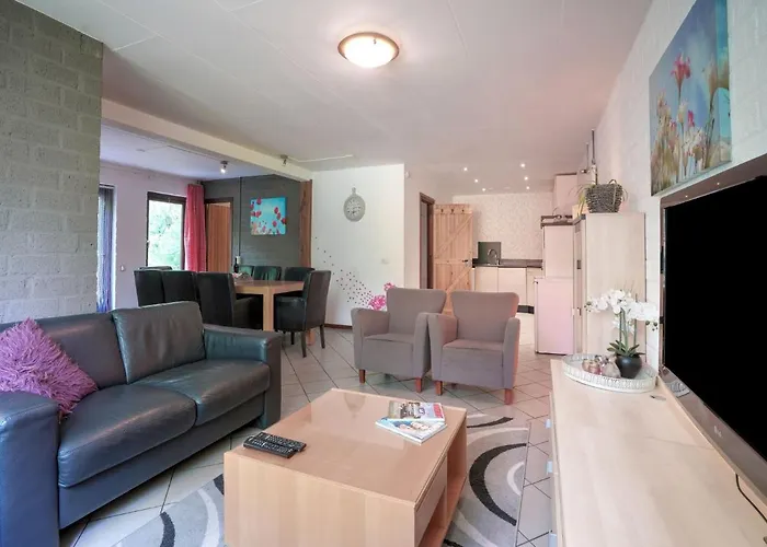 In With Forest Ulestraten