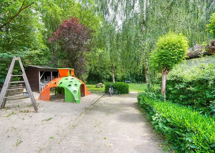 In With Forest * Ulestraten